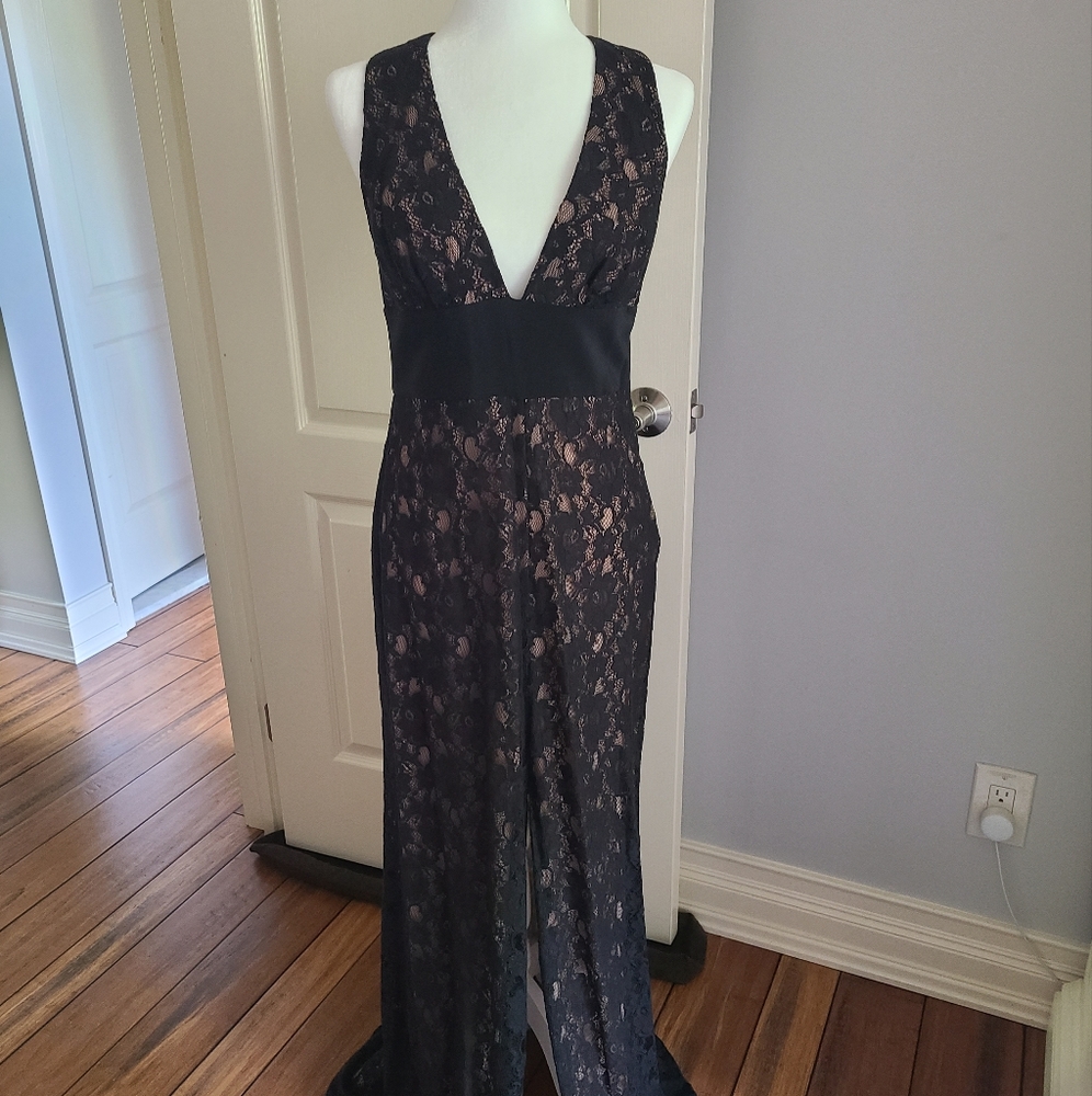 BCBGMaxAzria Black Lace Plunge Maxi Gown with Nude Underlay